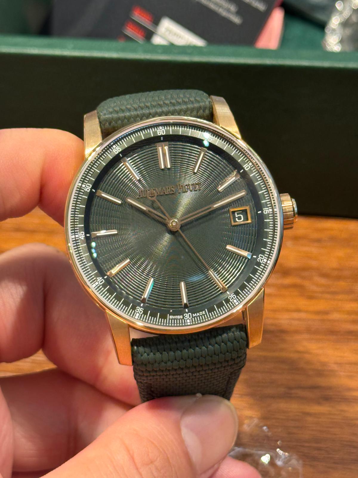 CODE 11.59 ROSEGOLD GREEN DIAL (2026)