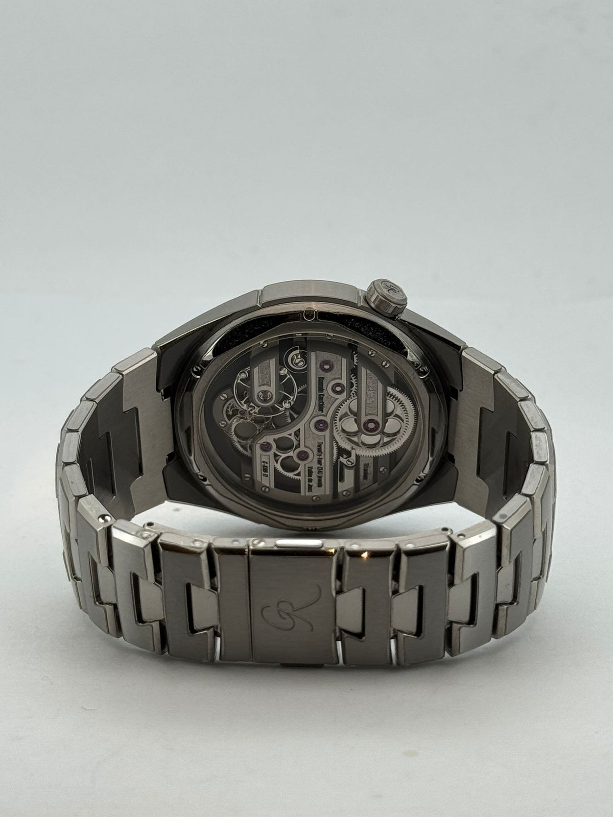 C TITANIUM EDITION BRACELET GREY DIAL (2023)