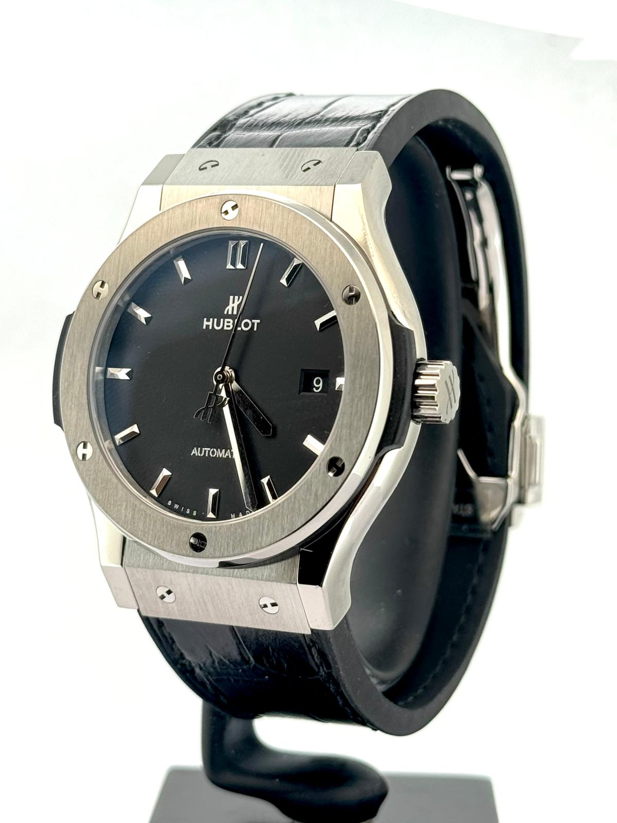 CLASSIC FUSION 42MM TITANIUM BLACK (2025)