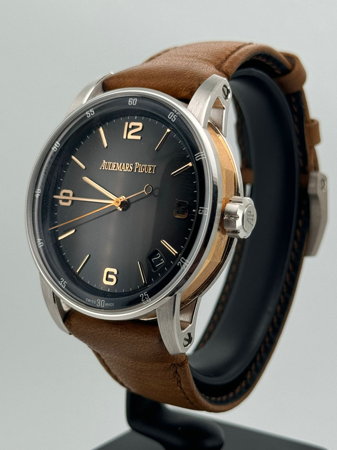 CODE 11.59 GREY DIAL (2019)