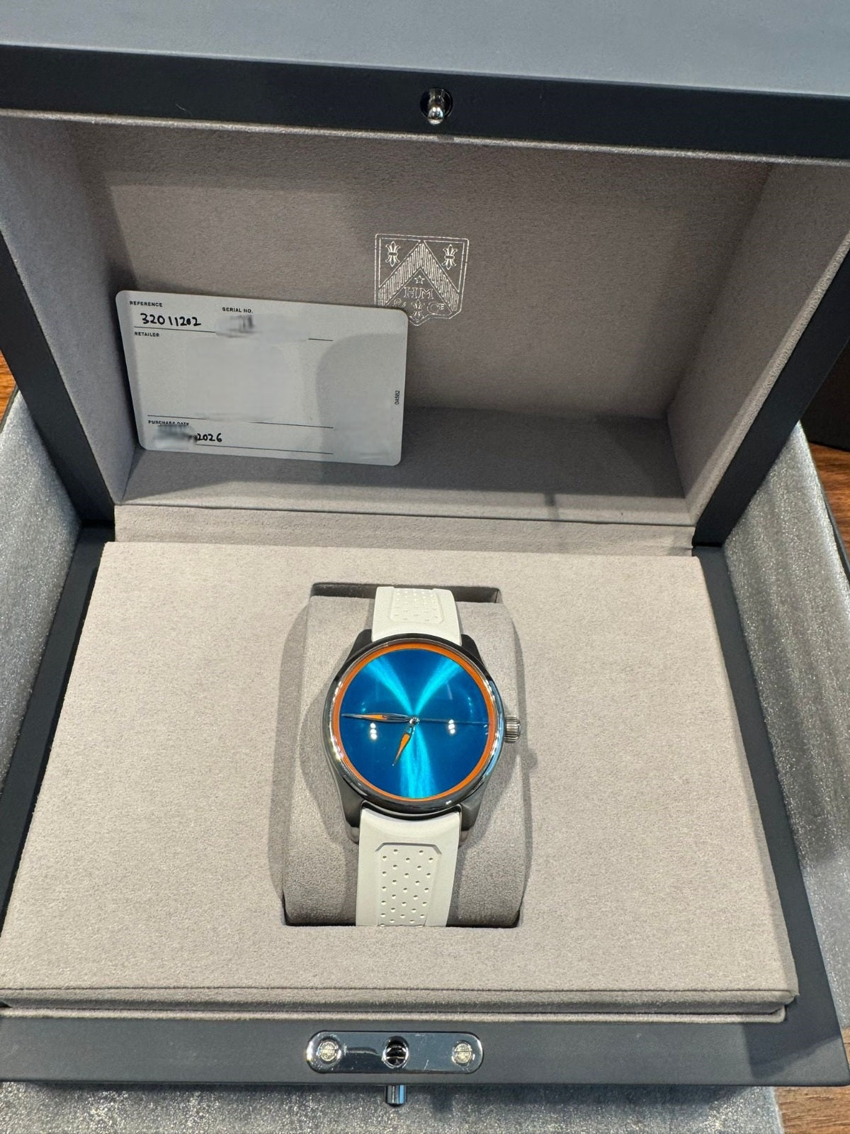 H. MOSER & CIE PIONEER CENTRE SECONDS SPICED AQUA (2026) – The