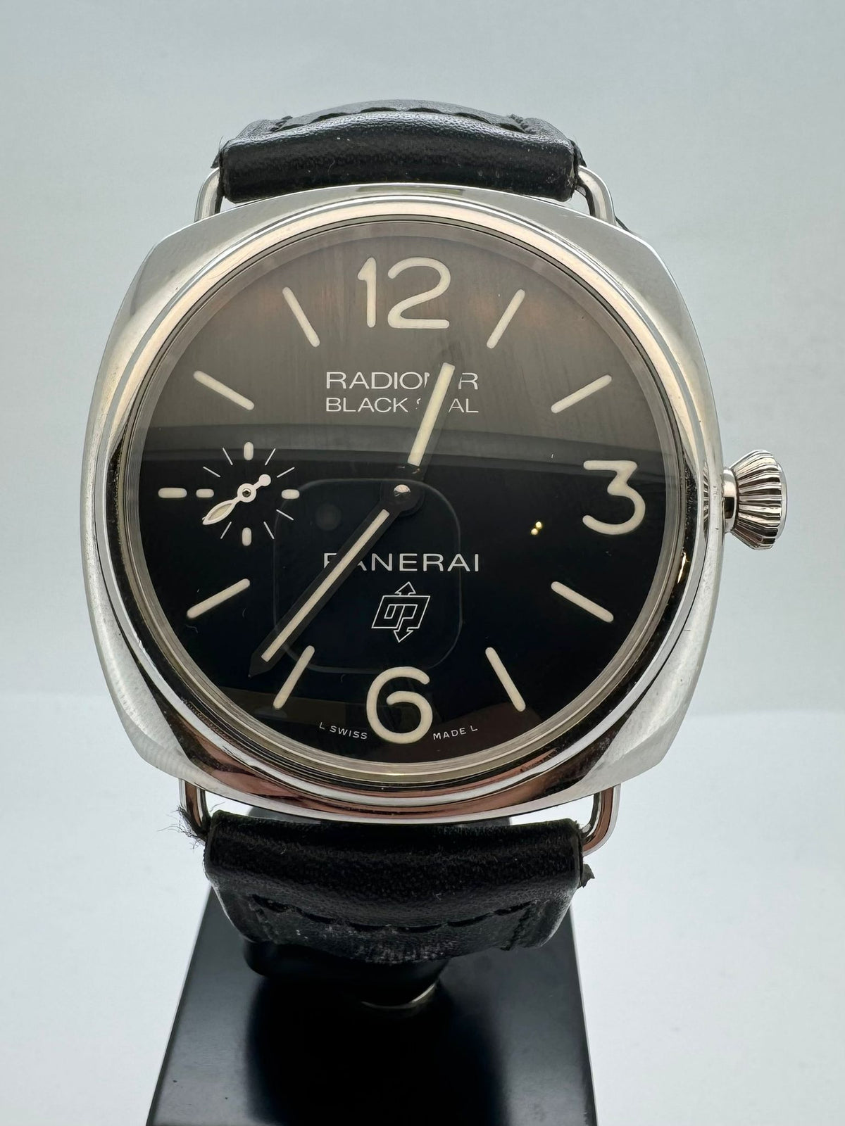 RADIOMIR BLACK SEAL LOGO STEEL BLACK DIAL PAM 754 (WATCH ONLY)