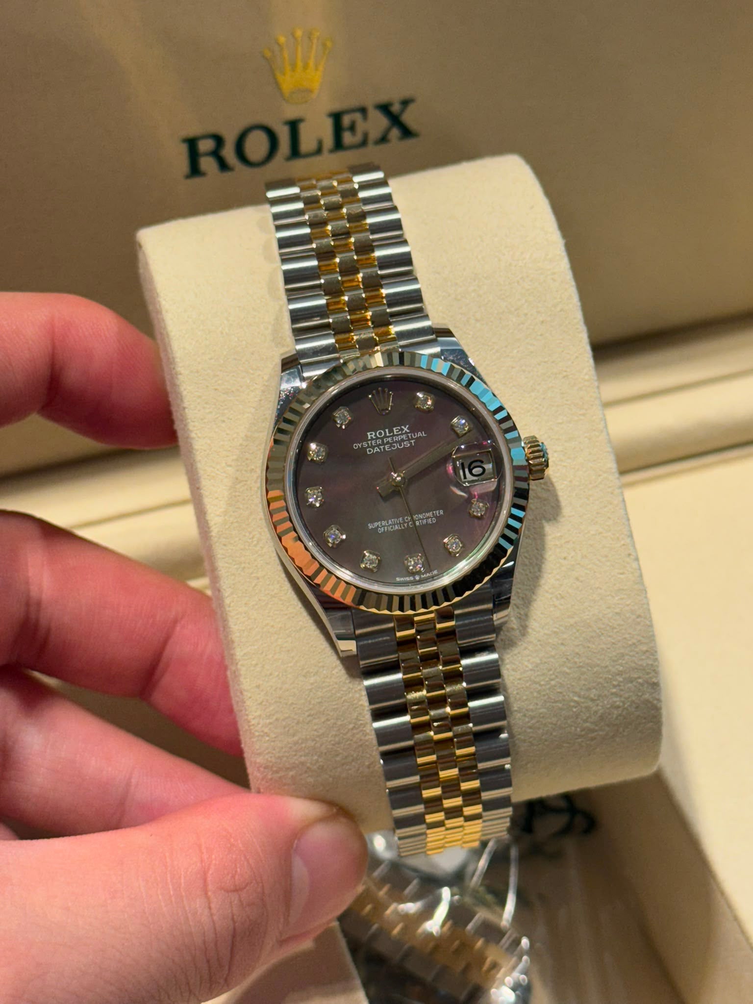 DATEJUST 31MM TWOTONE YELLOWGOLD BLACK MOP DIAMOND DIAL (2026)