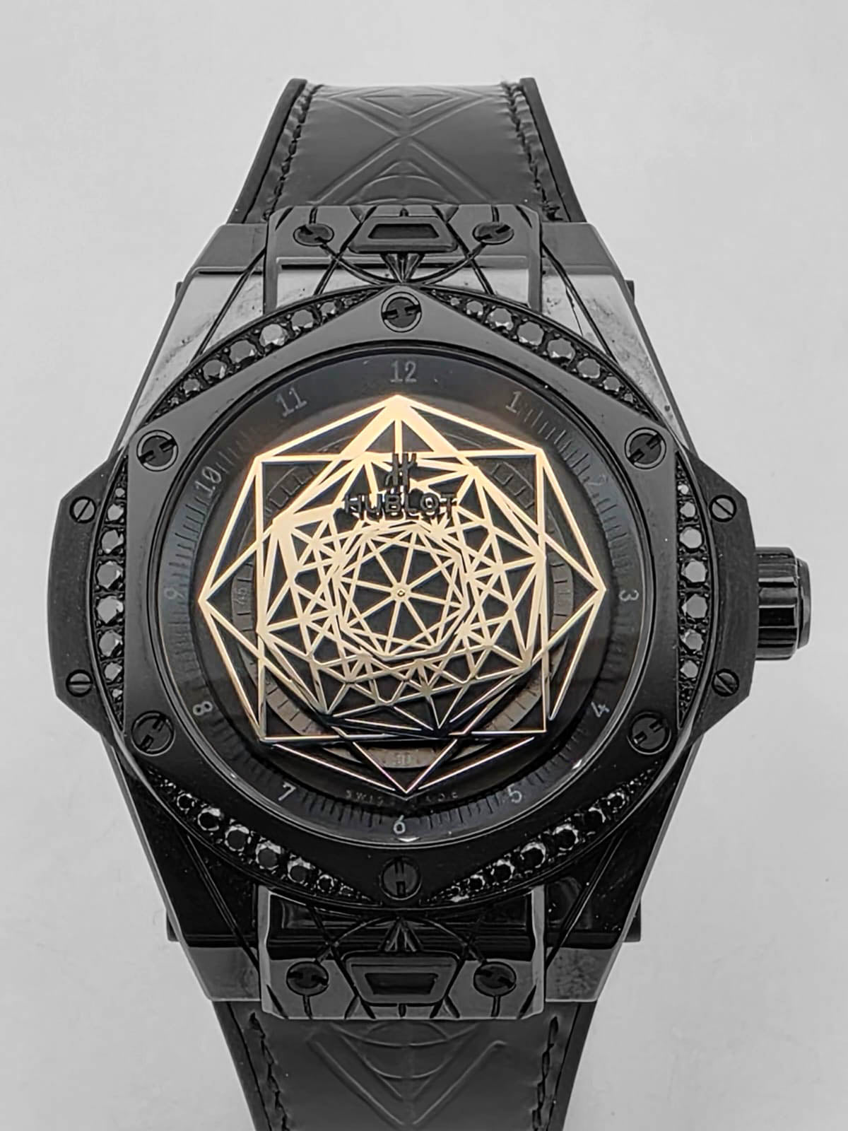 BIG BANG 39MM BANG SANG BLEU ALL BLACK DIAMONDS LIMITED EDITON (WATCH ONLY)