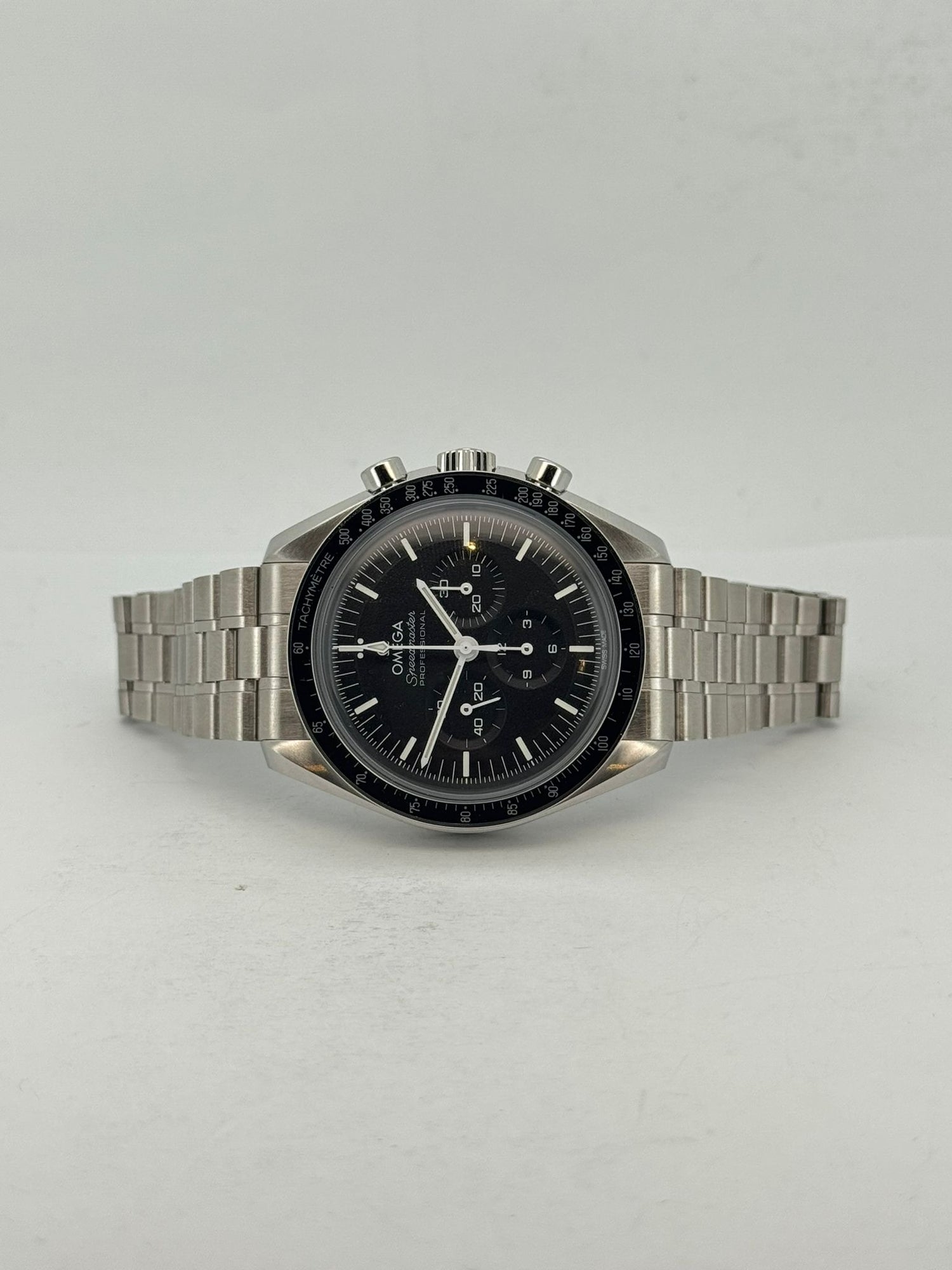 SPEEDMASTER MOONWATCH SAPPHIRE (2025)