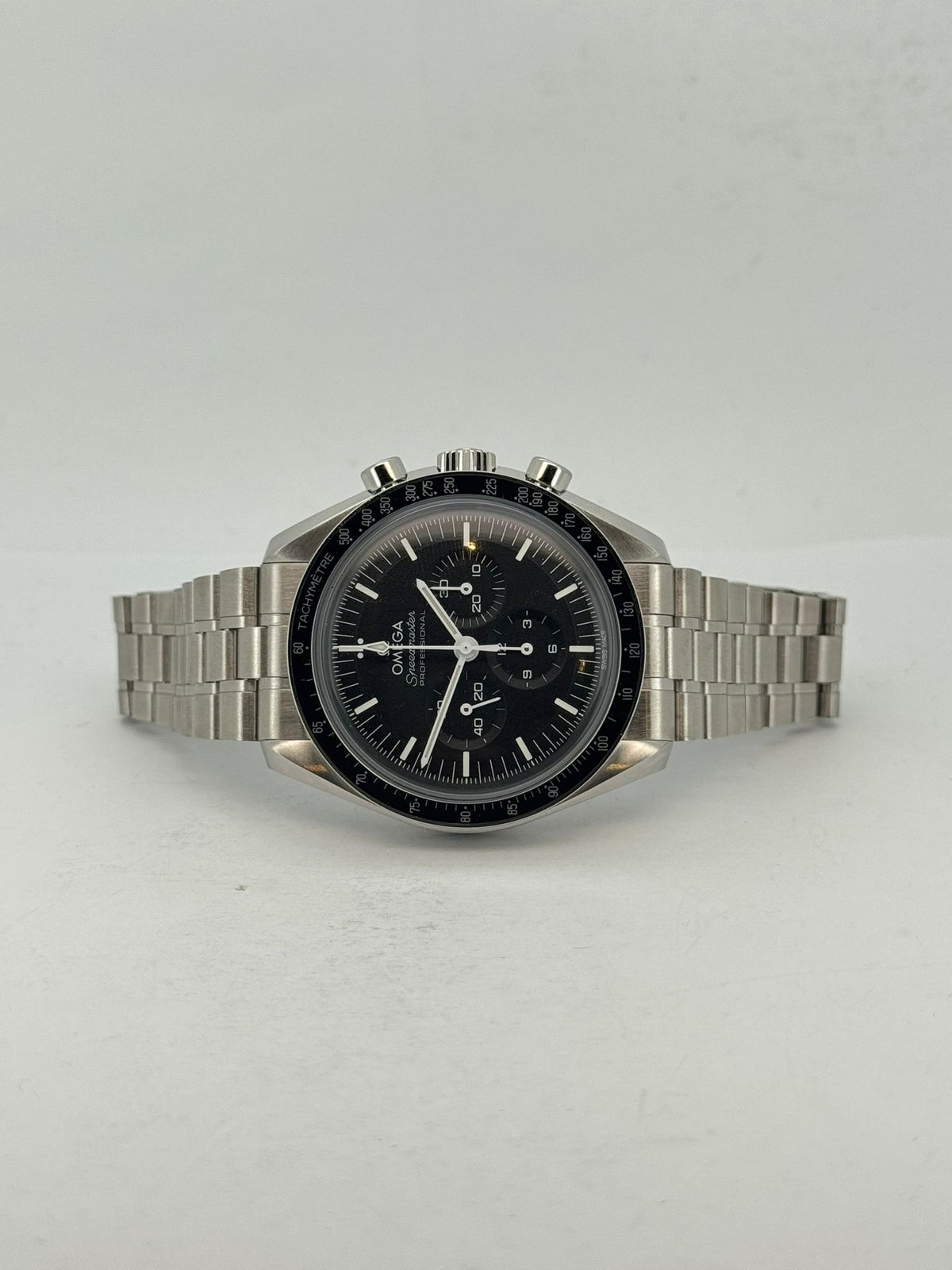 SPEEDMASTER MOONWATCH SAPPHIRE (2025)