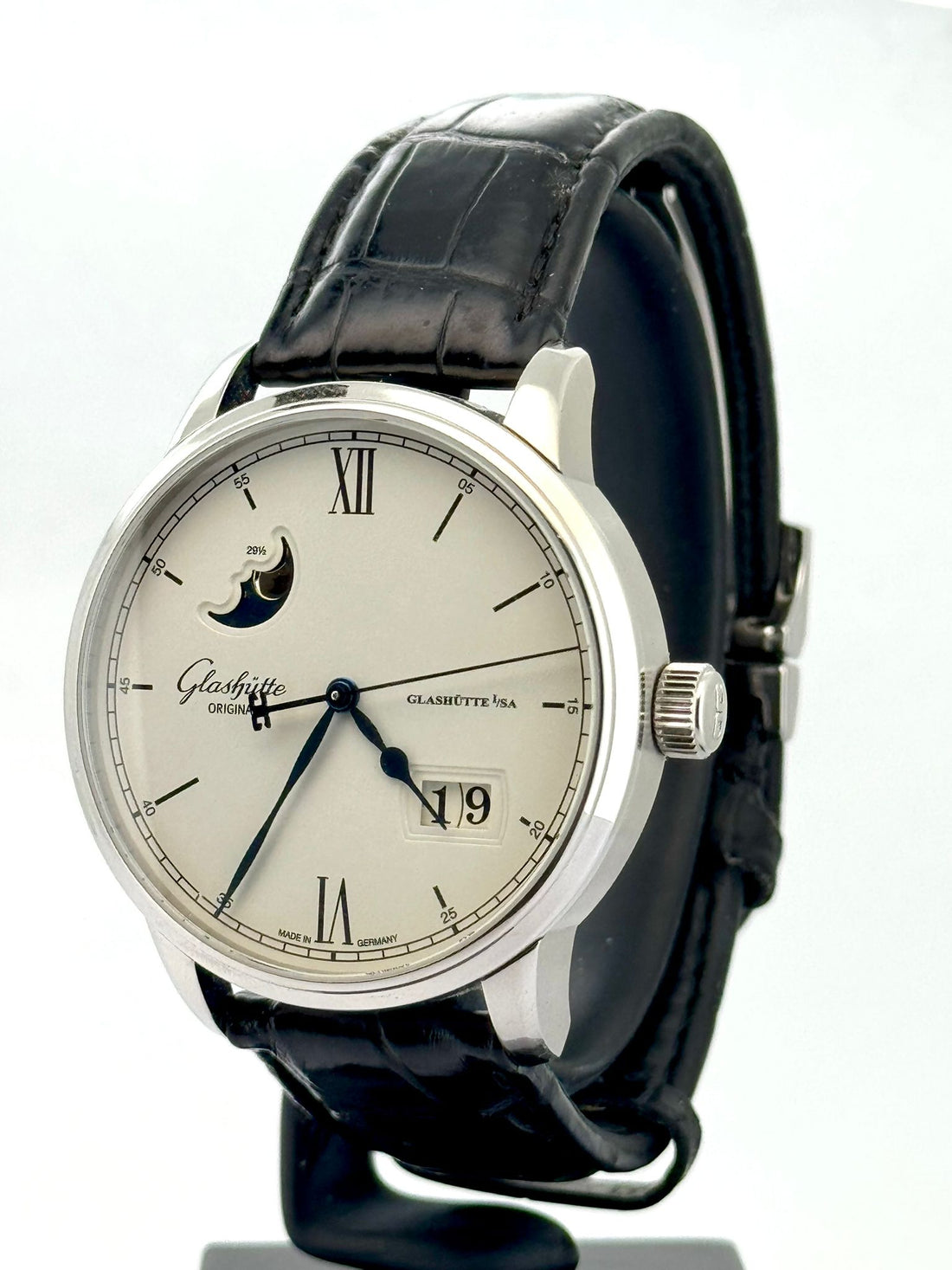 SENATOR EXCELLENCE PANORAMA DATE MOONPHASE SILVER DIAL