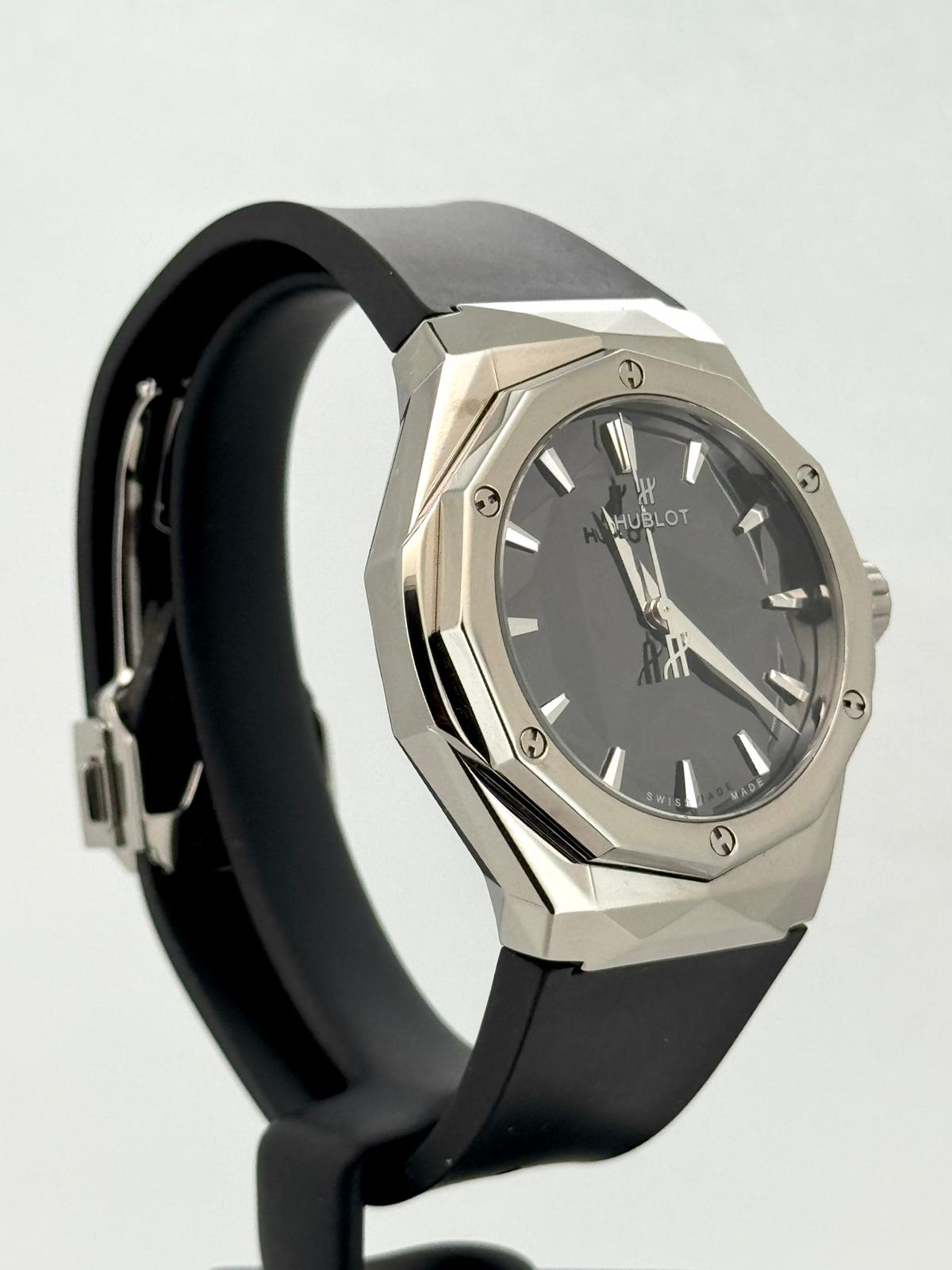 CLASSIC FUSION ORLINSKI TITANIUM 40MM BLACK DIAL