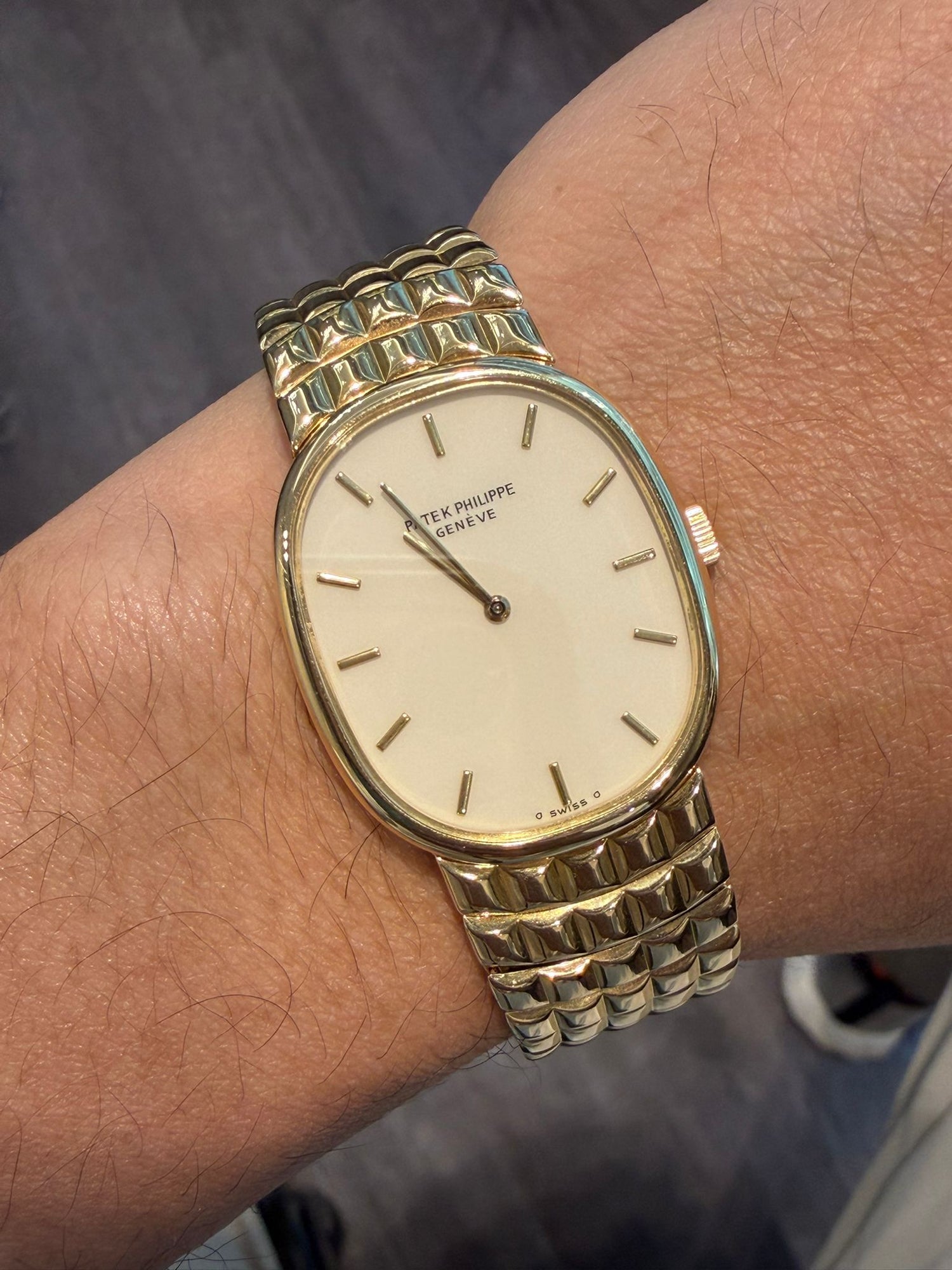 GOLDEN ELLIPSE 3848/15 YELLOWGOLD IVORY DIAL (1987)