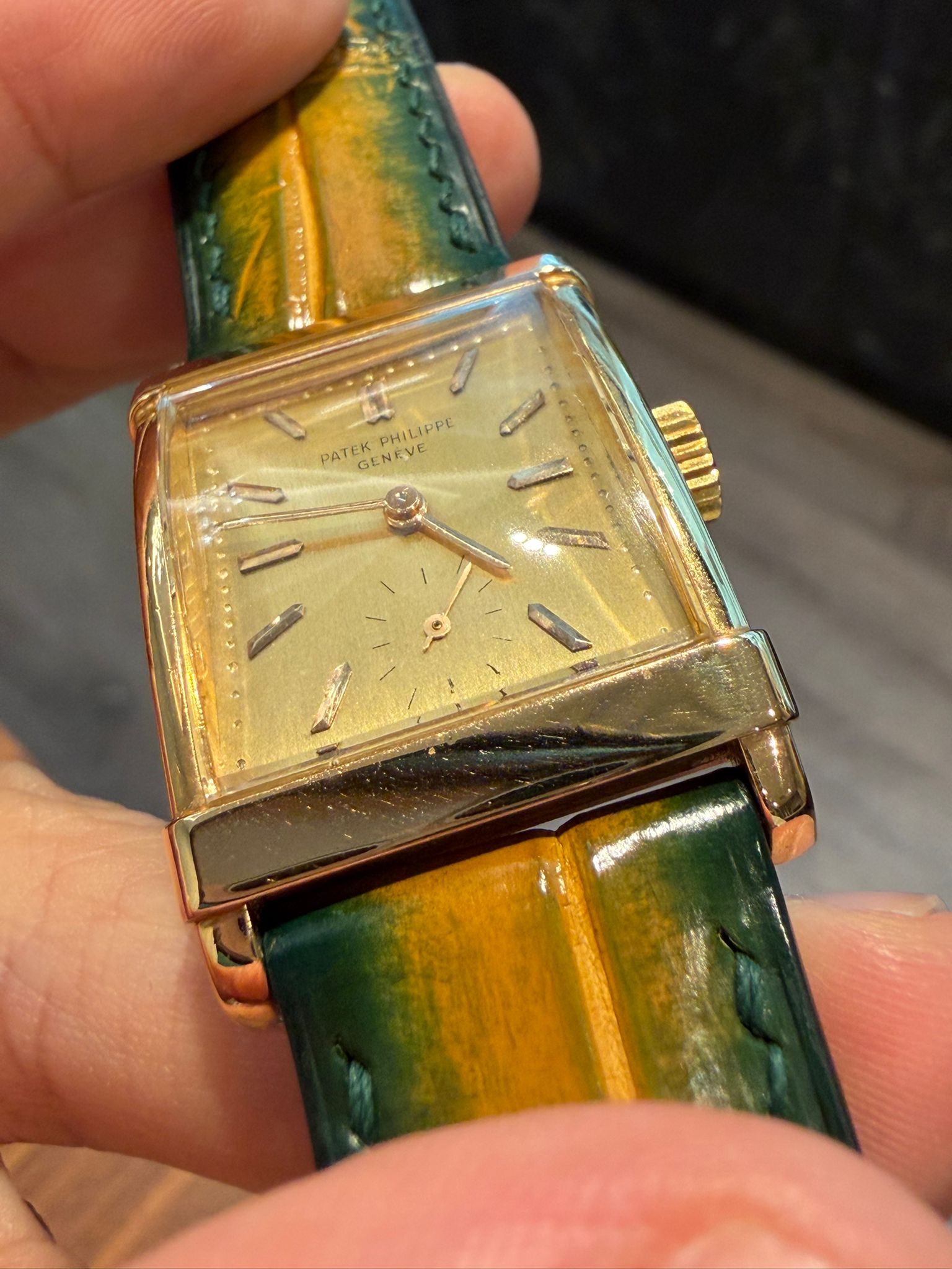 RECTANGULAR 2531 YELLOWGOLD &